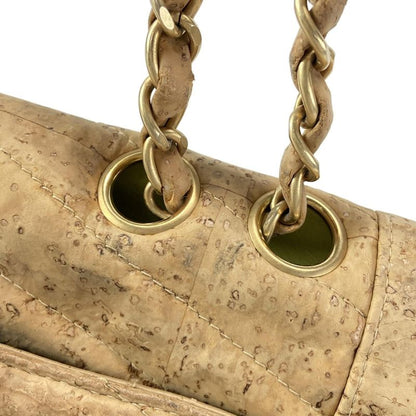 Chanel Shoulder Bag 255/v-stitching (chevron) Beige Chain Shoulder/matt Togo