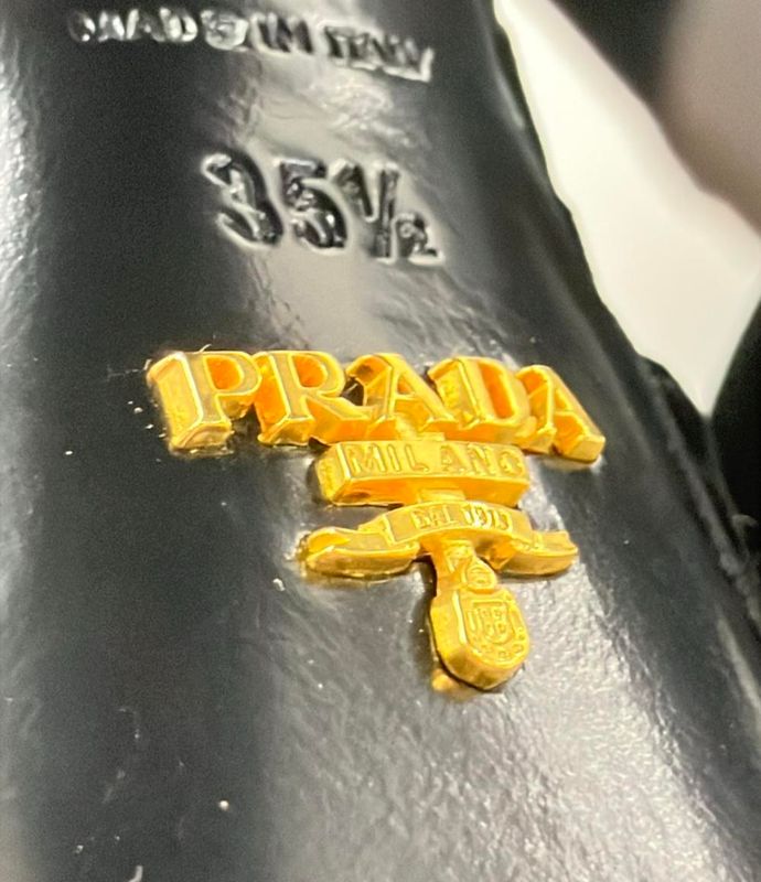 Prada Platform Sandals Velvet Women's SIZE 35 1/2 22.5cm (8.86in) Prada