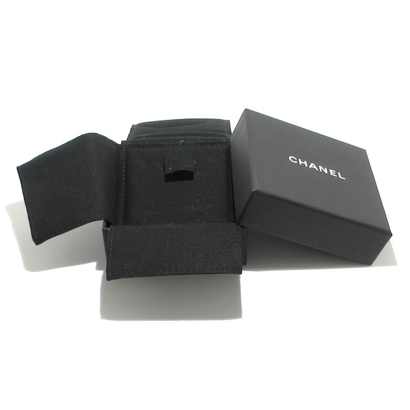 Chanel Brooch Coco Mark Gold And Ivory