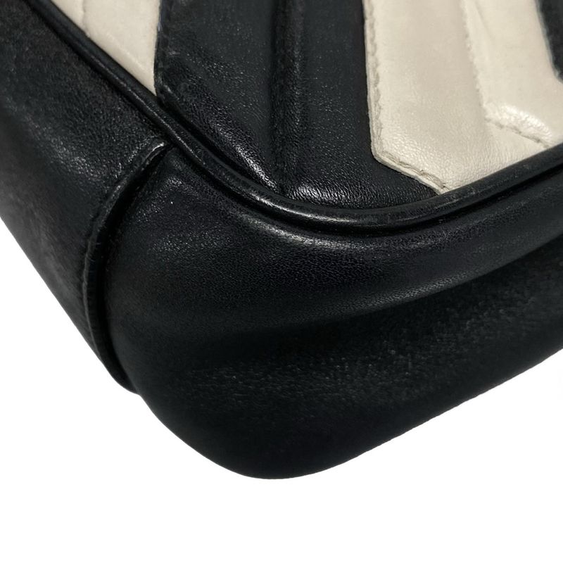 Gucci Shoulder Bag GG Marmont Quilted Small Shoulder Bag 443497 Black And White