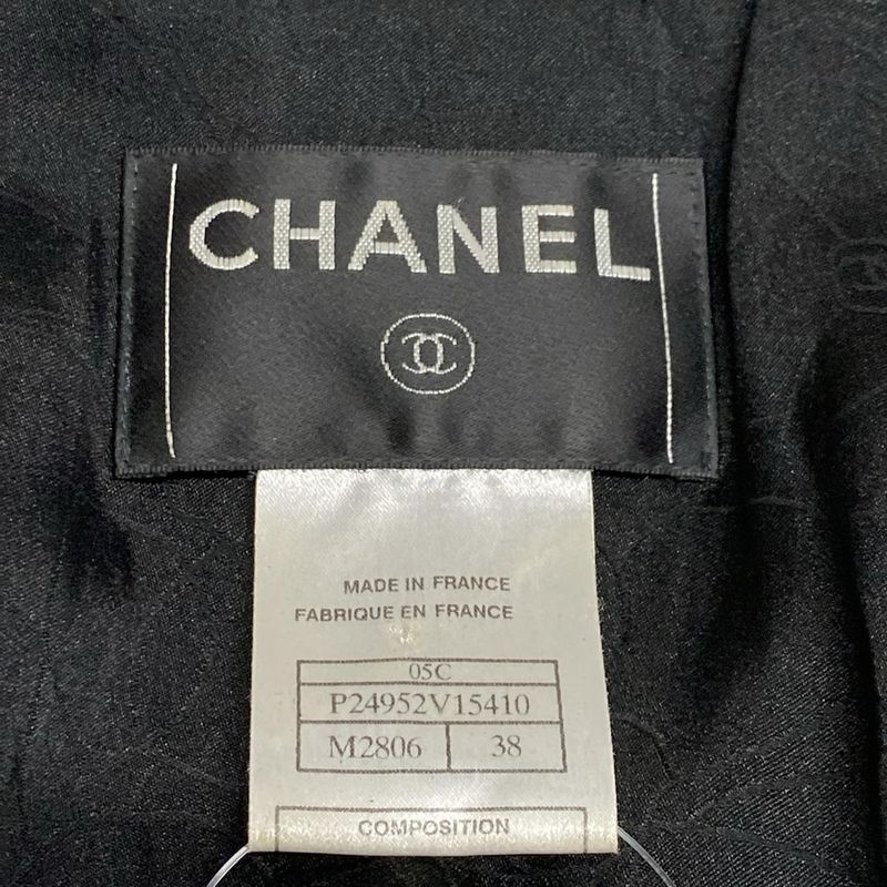 Chanel Jacket Size 38 M Women's P24952 Black And Ivory Lame/tweed/emblem Cotton