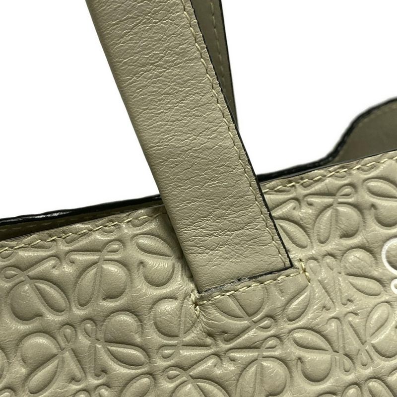 Loewe Tote Bag East West/repeat Light Green Leather