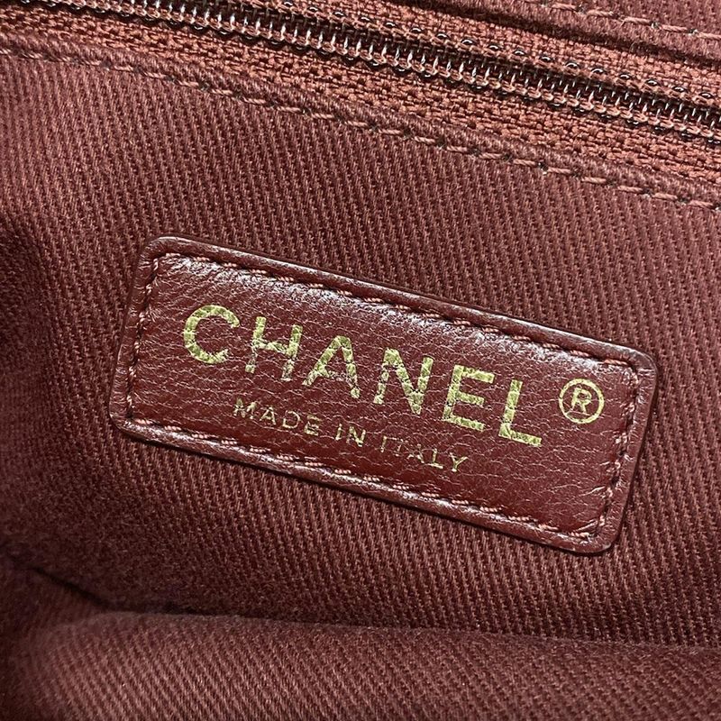 Chanel Tote Bag Shiva / Matelasse Black Chain Shoulder / Vintage Gold Hardware