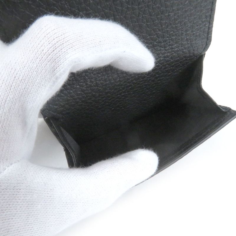 Gucci 736151 Leather Embossed Logo Compact Wallet Trifold Wallet Black With Box