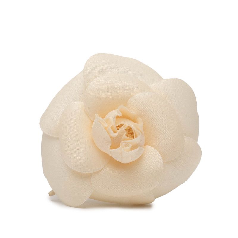 Chanel Camellia Brooch Corsage Beige Ivory Fabric Ladies Chanel