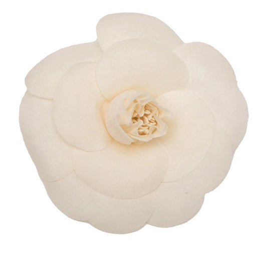 Chanel Camellia Brooch Corsage White Fabric Ladies Chanel