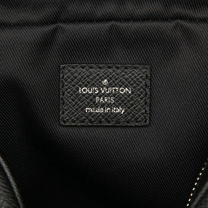 Louis Vuitton Taiga Lama Bum Bag Outdoor Body Bag Waist Bag M30245 Noir Black