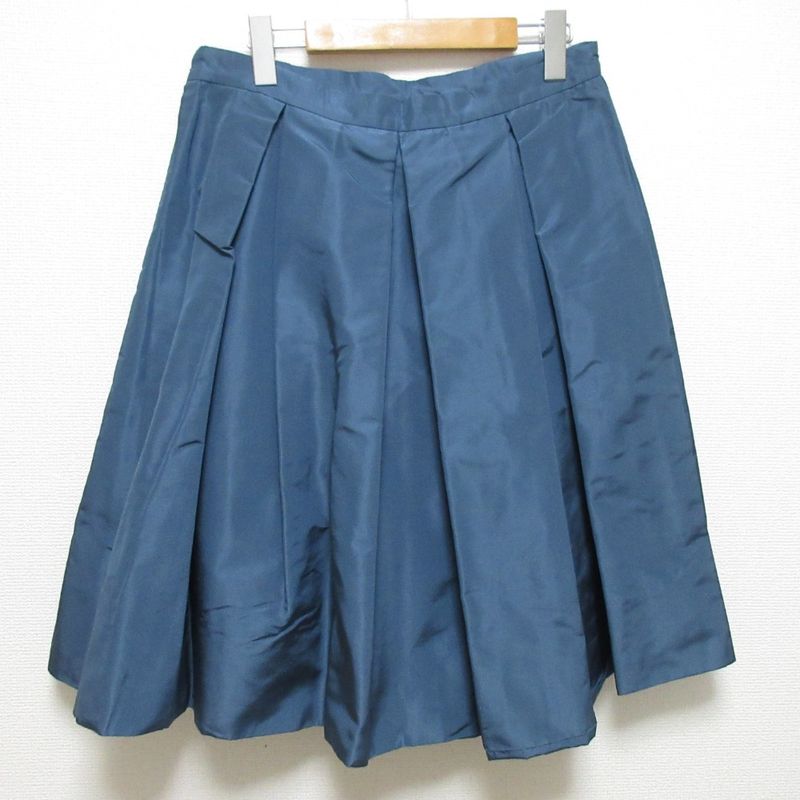 Prada 100% Silk Knee-Length Tucked Flared Skirt Size 44s Blue Women Used