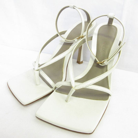 Bottega Veneta Stretch Strap Sandals Size 35 Approx 22cm (8.66in) Optic White
