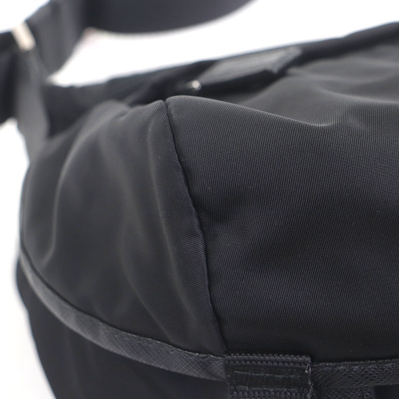 Prada 2vh994 Re-nylon Triangle Logo Triangle Plate Shoulder Bag Crossbody Bag
