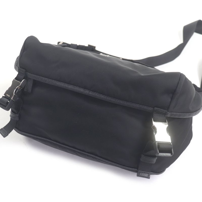 Prada 2vh994 Re-nylon Triangle Logo Triangle Plate Shoulder Bag Crossbody Bag