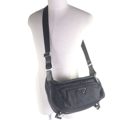 Prada 2vh994 Re-nylon Triangle Logo Triangle Plate Shoulder Bag Crossbody Bag