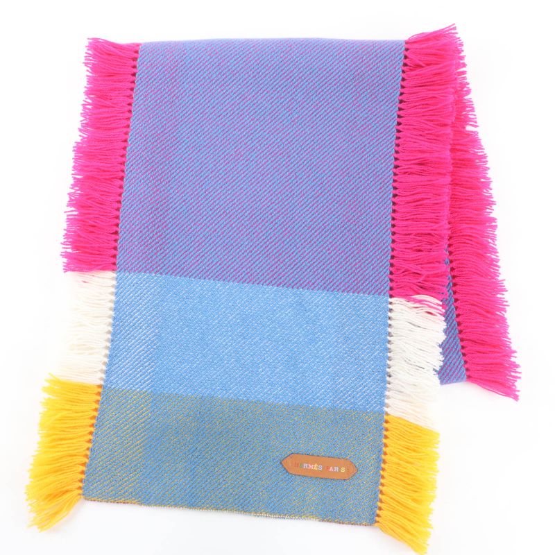Hermes 100% Cashmere Knit Scarf With Logo Leather Patch And Side Fringe Scarf