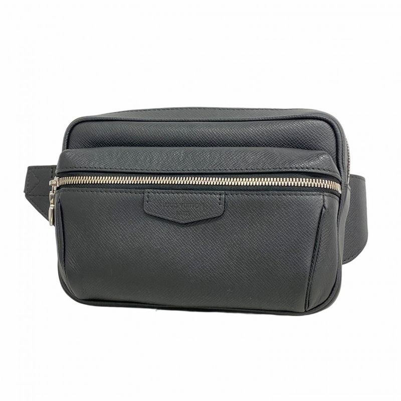 Louis Vuitton Taiga Bum Bag Outdoor M33438 Noir Black Men's