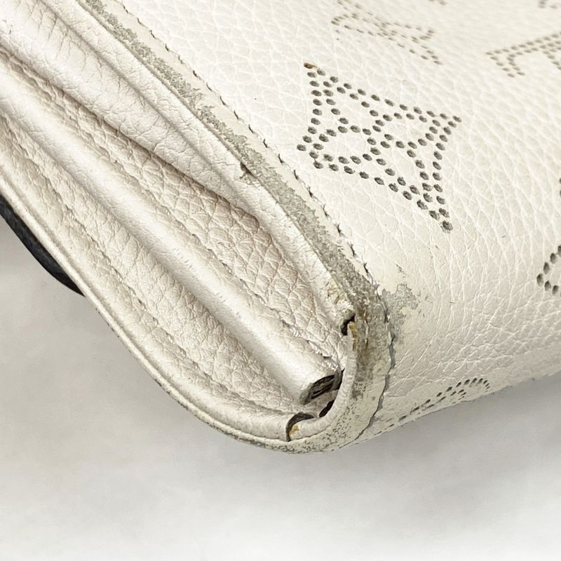 Louis Vuitton Long Wallet Mahina Portefeuille Mahina Iris M60177 Ivoire Ladies