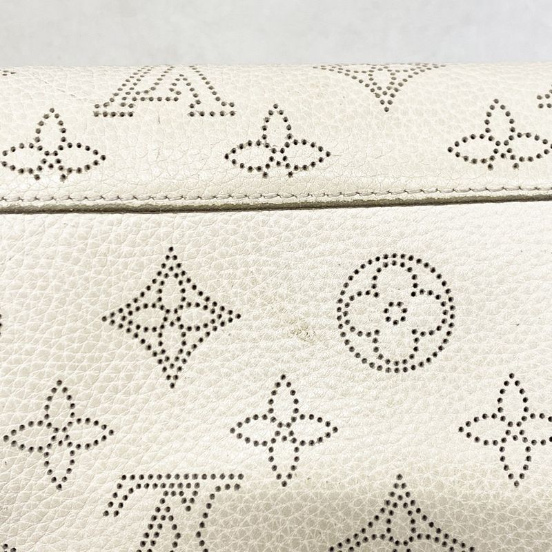 Louis Vuitton Long Wallet Mahina Portefeuille Mahina Iris M60177 Ivoire Ladies