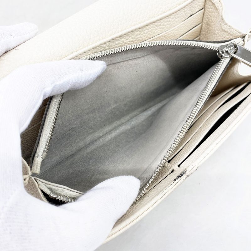 Louis Vuitton Long Wallet Mahina Portefeuille Mahina Iris M60177 Ivoire Ladies