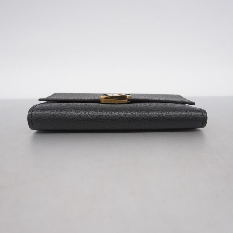 Louis Vuitton Trifold Wallet Taurillon Portefeuille Capucines Compact M62157