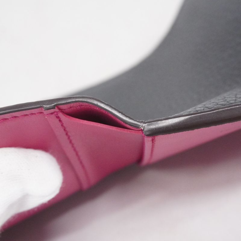 Louis Vuitton Trifold Wallet Taurillon Portefeuille Capucines Compact M62157