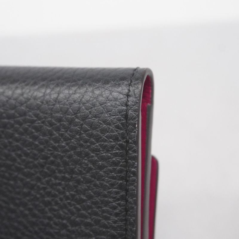 Louis Vuitton Trifold Wallet Taurillon Portefeuille Capucines Compact M62157