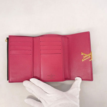 Louis Vuitton Trifold Wallet Taurillon Portefeuille Capucines Compact M62157