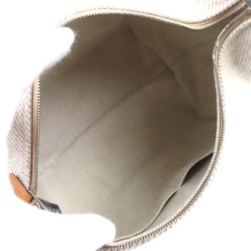 Hermes Brid-a-Brac PM Au Carre 100% Wool Segre Silver Hardware Serie Button