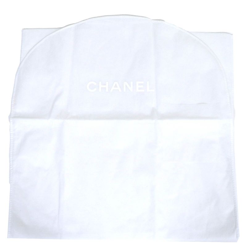 CHANEL 2023 P74166 Coco Mark Logo NO.5 Patch Sequin Embellished Blouson White