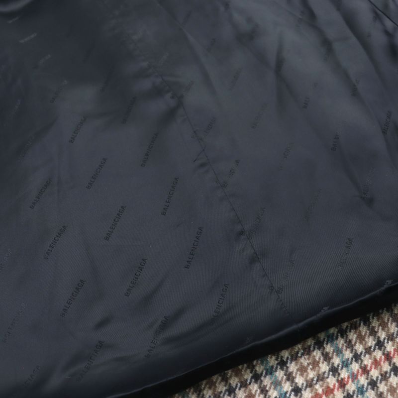 Balenciaga 2021 479864 Logo Buttons Full Logo Lining Peaked Lapel Double