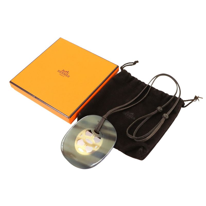 Hermes Lift GM Pendant Necklace Buffalo Horn Brown Lift GM 90299675