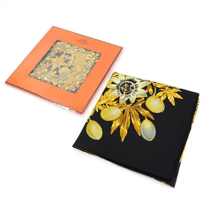Exhibited Hermes Carr 90 Large Scarf Passiflores Passion Flower Silk 100%