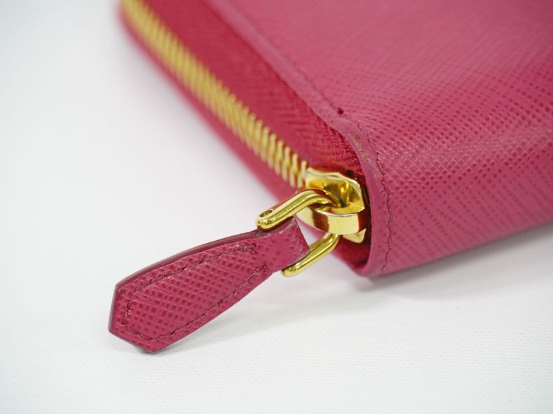 Authentic Prada Leather Round Zipper Long Wallet Long Wallet Pink Wallet