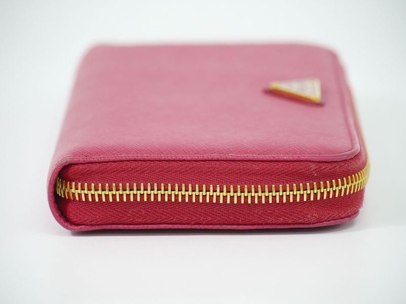 Authentic Prada Leather Round Zipper Long Wallet Long Wallet Pink Wallet