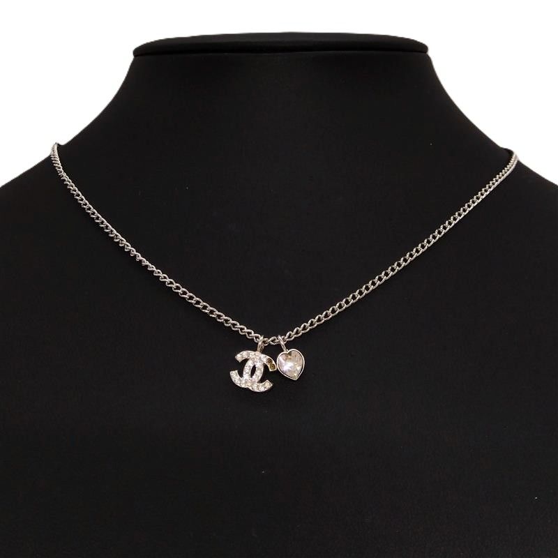 Chanel Coco Mark Heart 07P Rhinestone Necklace