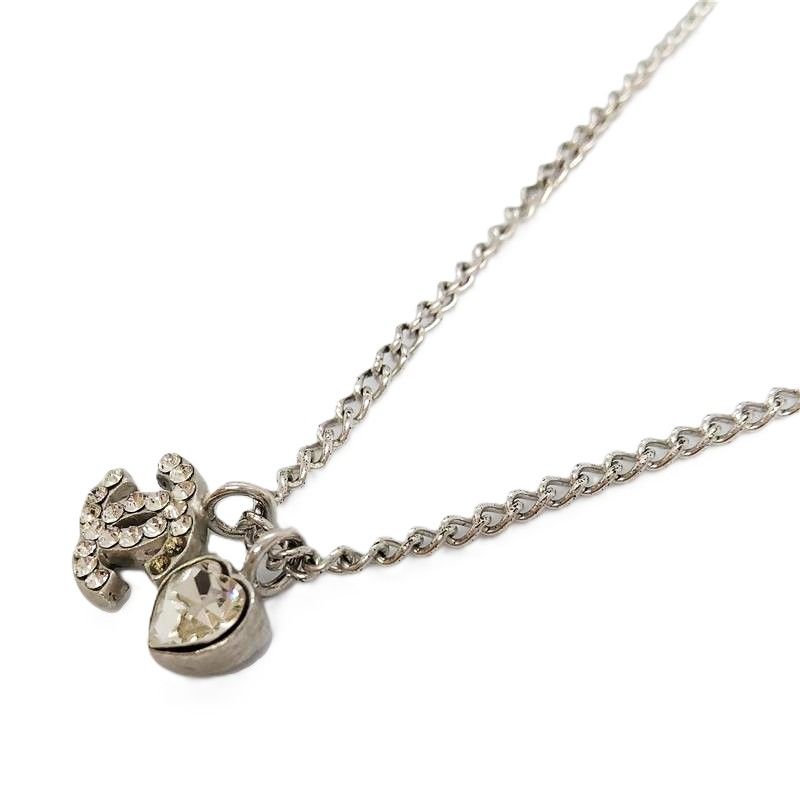 Chanel Coco Mark Heart 07P Rhinestone Necklace