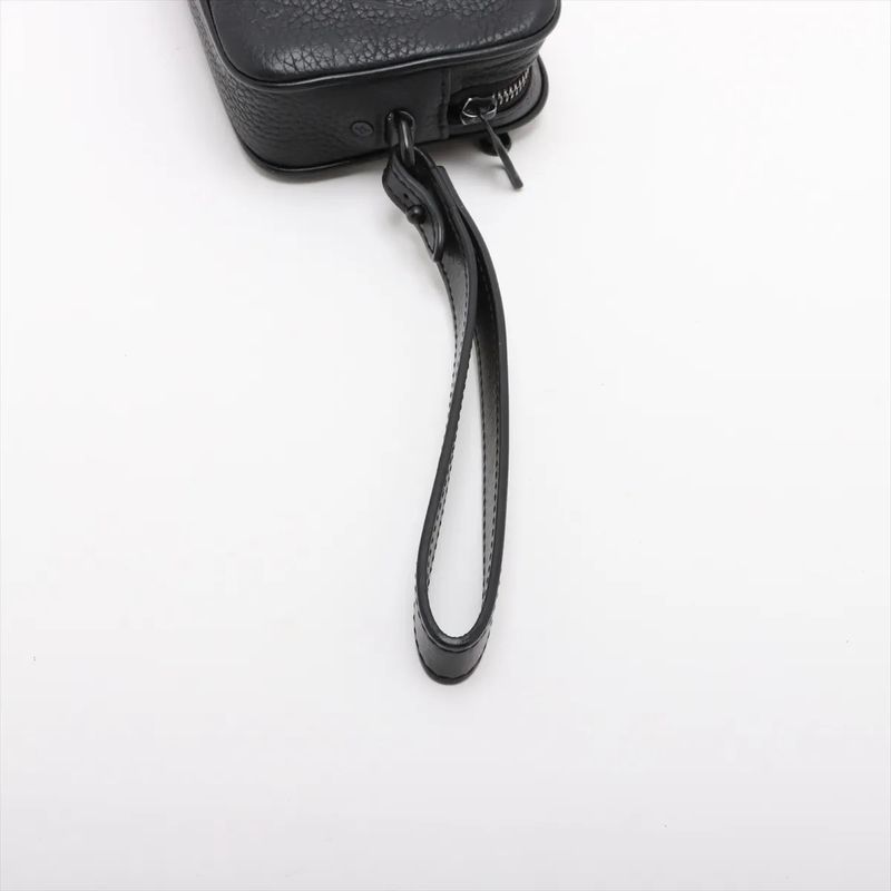 Louis Vuitton Taurillon Pochette Volga With RFID M55703 Leather Second Bag