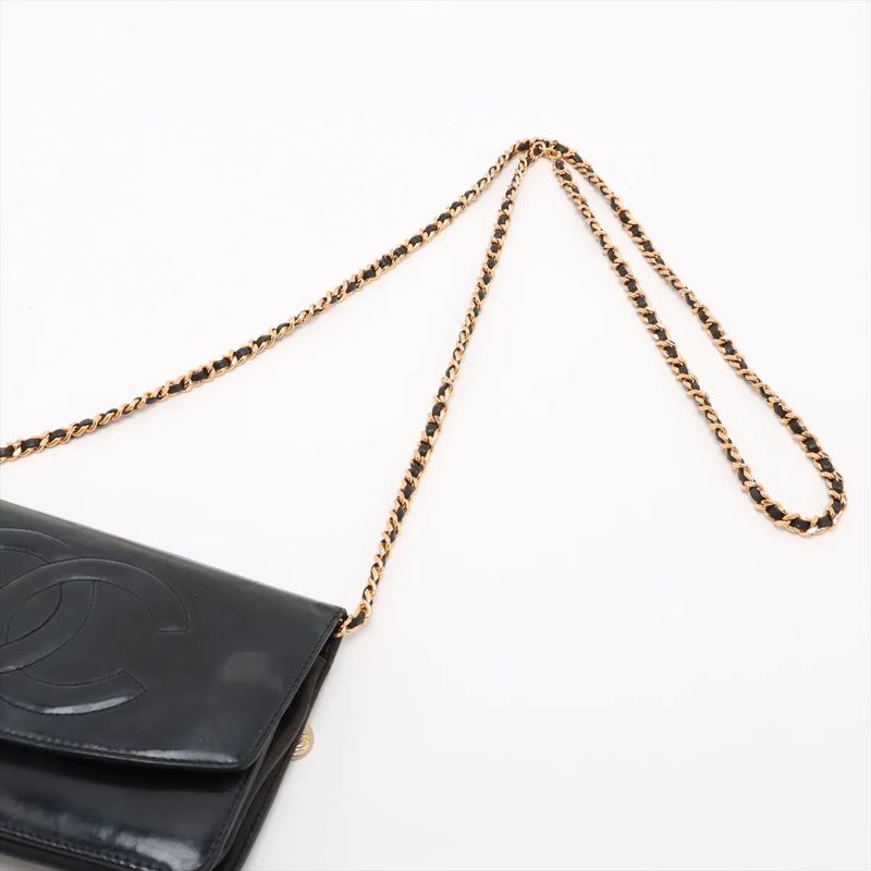 Chanel Authenticity / With Serial Seal Coco Mark Chain Shoulder Wallet Bag