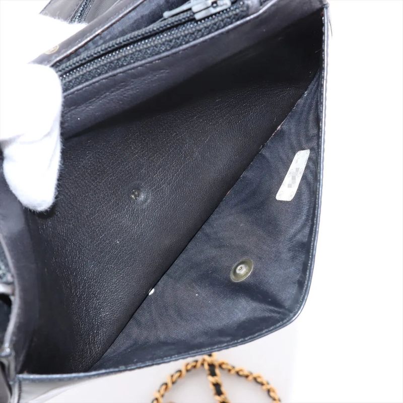 Chanel Authenticity / With Serial Seal Coco Mark Chain Shoulder Wallet Bag