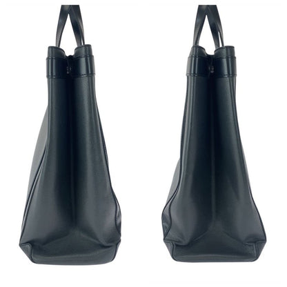 Louis Vuitton Taiga Casbek GM Black Silver Hardware Leather M31012 Business Bag