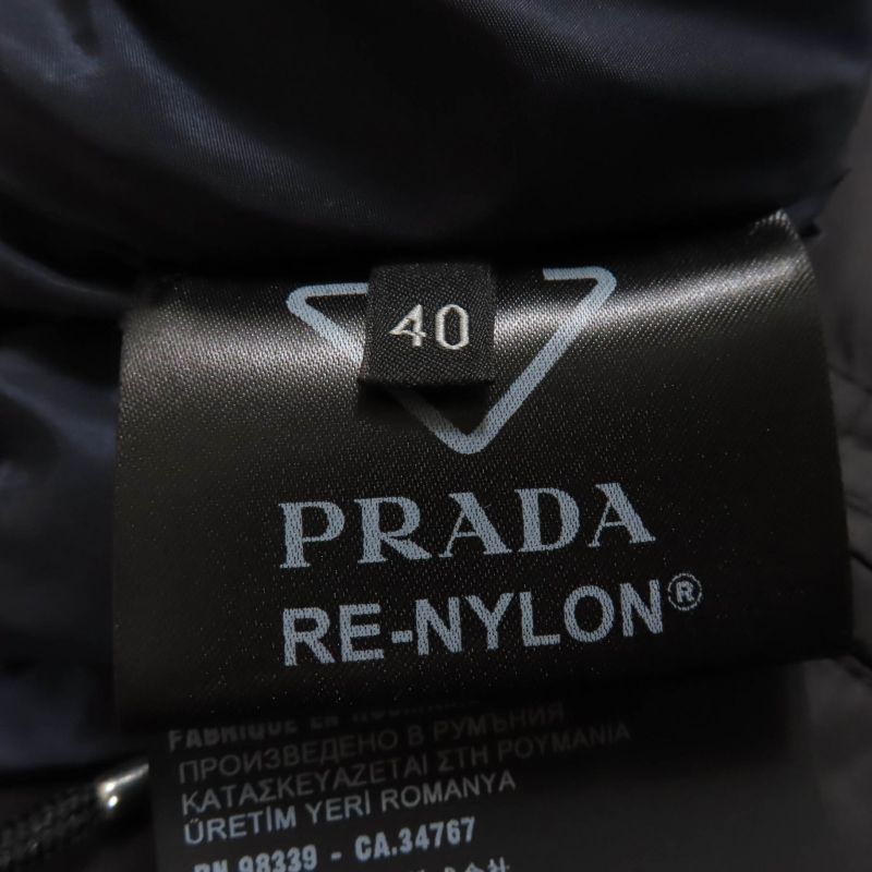 Prada 23AW 29y132re-nylon Triangle Logo Cropped 2WAY Down Jacket Black 40