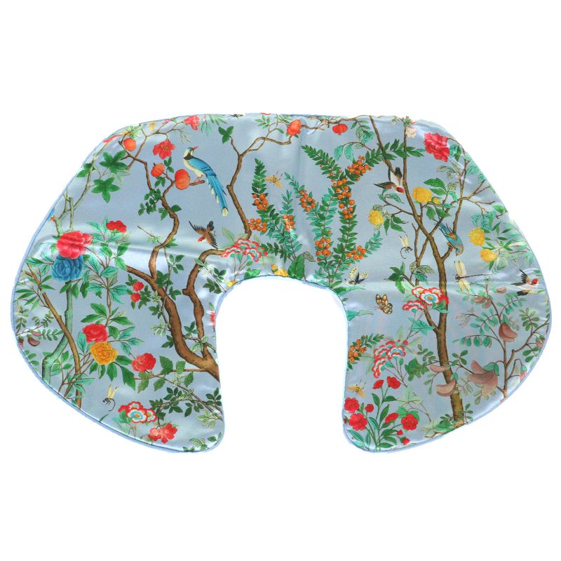 Gucci 662431 100% Silk Botanical Travel Set 3-piece Set Eye Mask Air Pillow