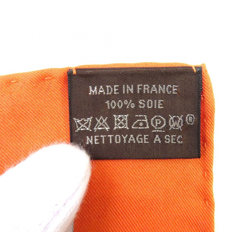 Hermes 2025 Carré 90 Botte Composée 100% Silk Vermilion / Gray / Beige Dorée