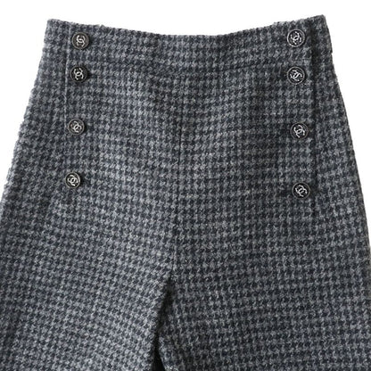 CHANEL P73635 100% Wool Tweed Long Pants With Coco Mark Buttons Gray And Black