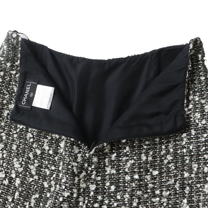 CHANEL 04A P24139 Tweed Skirt With Coco Mark Cut Off Hem Multi 38 Made In