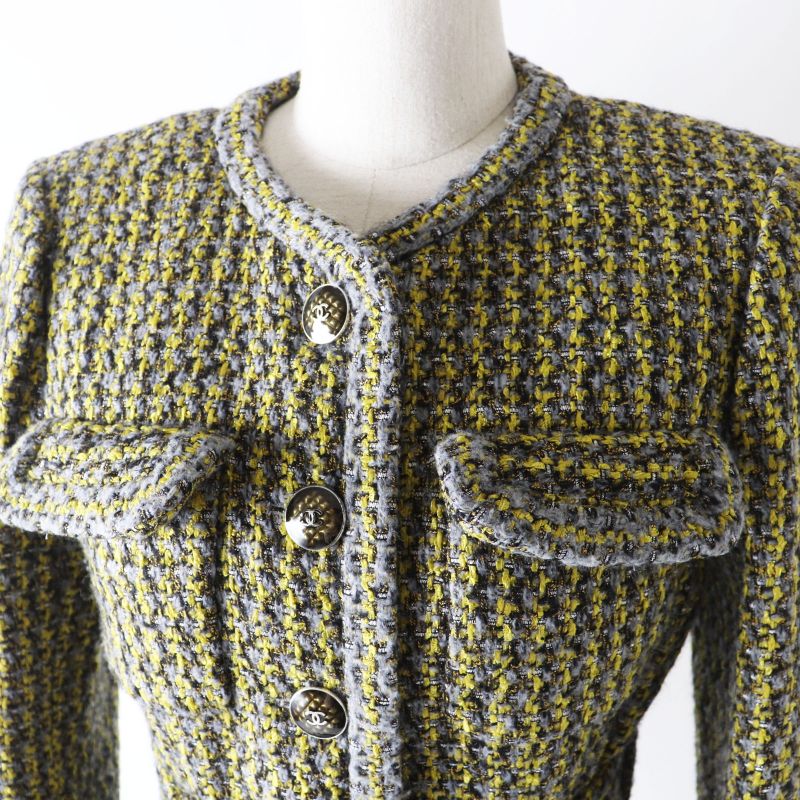 CHANEL P57148 Tweed Coat With Coco Mark Buttons And Coco Mark Belt Yellow And