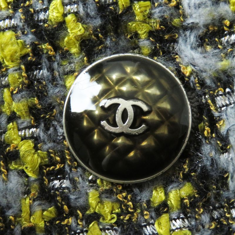CHANEL P57148 Tweed Coat With Coco Mark Buttons And Coco Mark Belt Yellow And