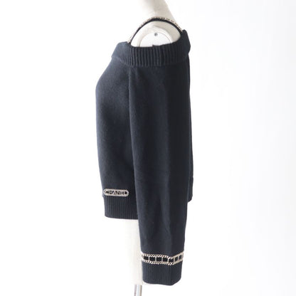 CHANEL P62881 100% Cashmere Off-shoulder Long Sleeve Knit With Logo Plate Black