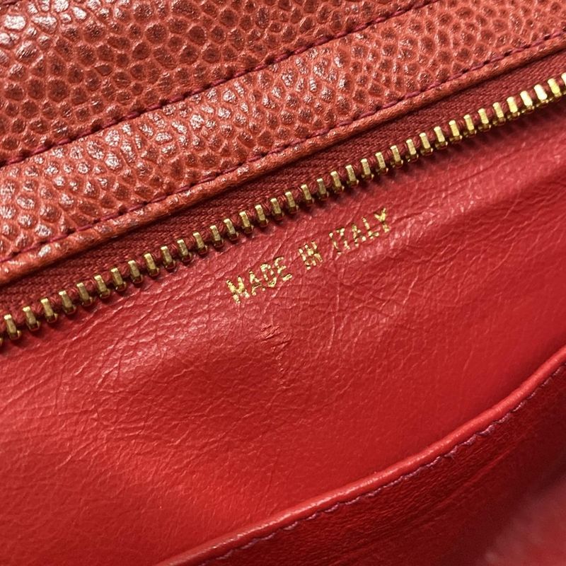 Chanel Shoulder Bag Matelasse Red Gold Hardware / Chain Shoulder