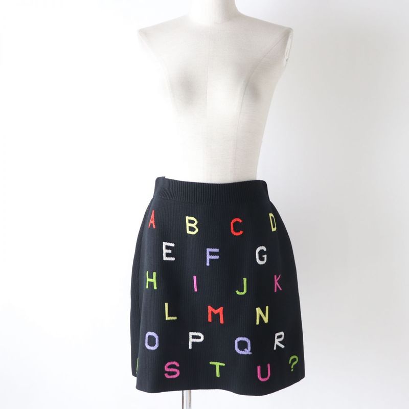 CHANEL 01A P18486 Alphabet Design Knit Skirt/trapezoid Skirt Black And