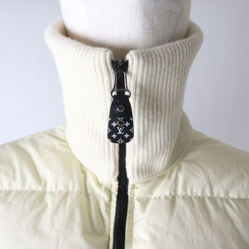 2023 Louis Vuitton 1aak8e Cropped Graphic Zipper Puffa Jacket Ivory 34