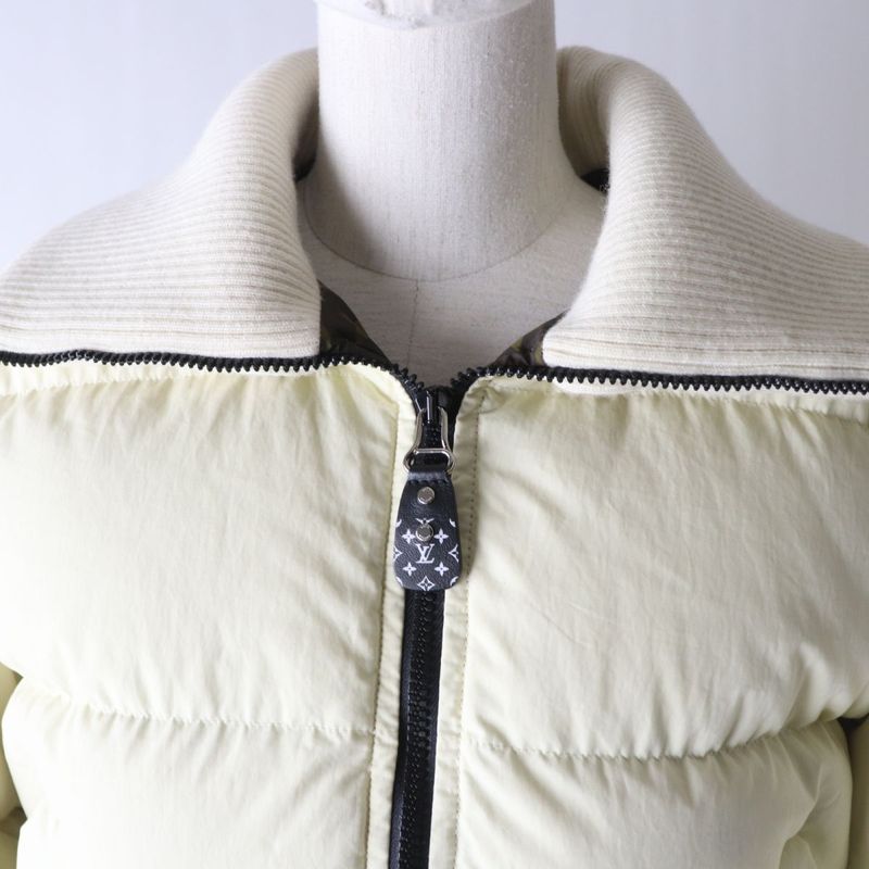 2023 Louis Vuitton 1aak8e Cropped Graphic Zipper Puffa Jacket Ivory 34
